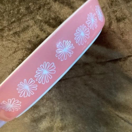 Vintage Pyrex Pink Daisy Divided Casserole Dish With Divided Lid - 1 1/2 QT