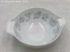 Pyrex 443 White Black Gooseberry Cinderella Round Double Handle Mixing Bowl