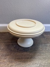VINTAGE TUPPERWARE PIE KEEPER W/ PEDESTAL  LID - FABULOUS 