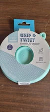 Krumbs Kitchen Essentials Grip And Twist Silicone Jar Opener Blue Set Of 2