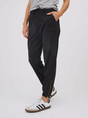 $88 Albion Fit Women s Black Jetsetter Joggers Ankle Zip Size Small