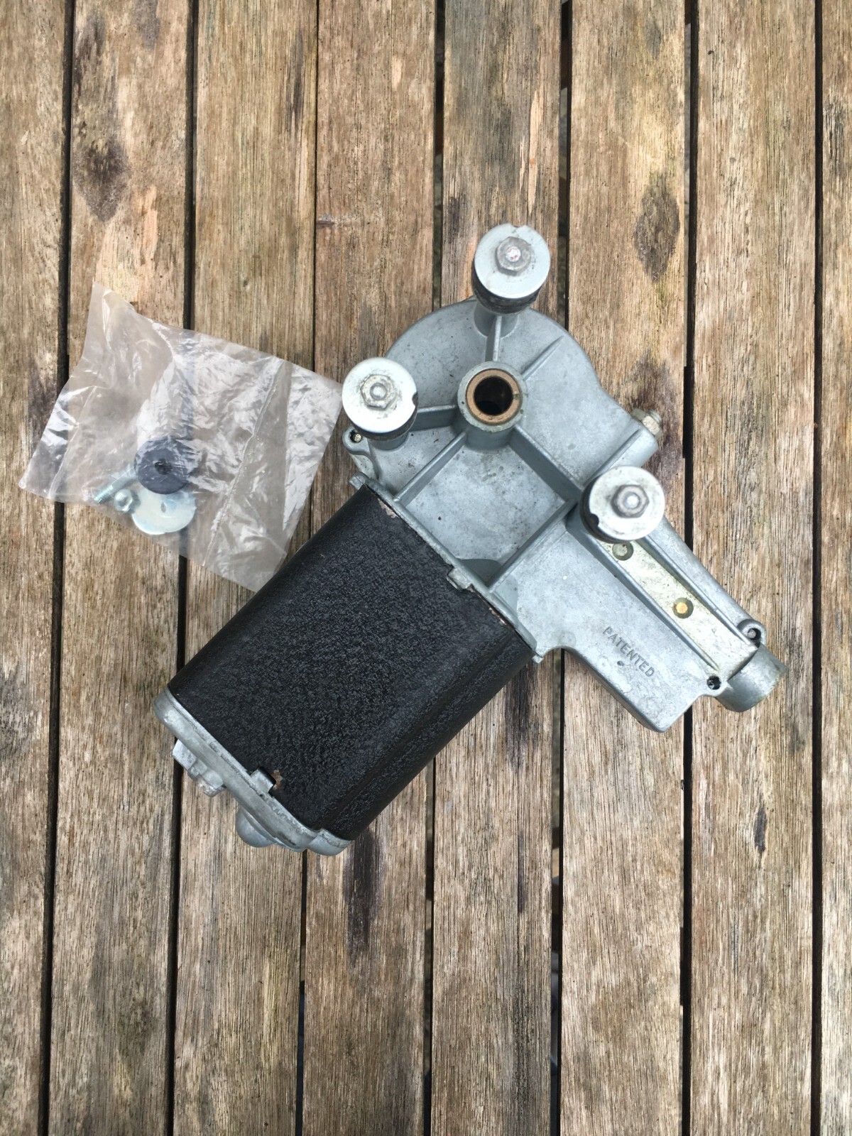 LUCAS DR3A REPLACEMENT WIPER MOTOR NEW OLD STOCK eBay