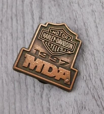 Vintage MDA 1997 Harley Davidson Motor Cycles Enamel Jacket Coat Lapel Vest Pin