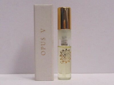 Amouage Library Collection Opus V Sample Vial 0.05 oz Eau de Parfum Spray New