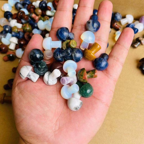 5pc MIX Wholesale Natural Crystal Mushroom/Hand Carved Quartz Crystal Healing - Picture 1 of 12