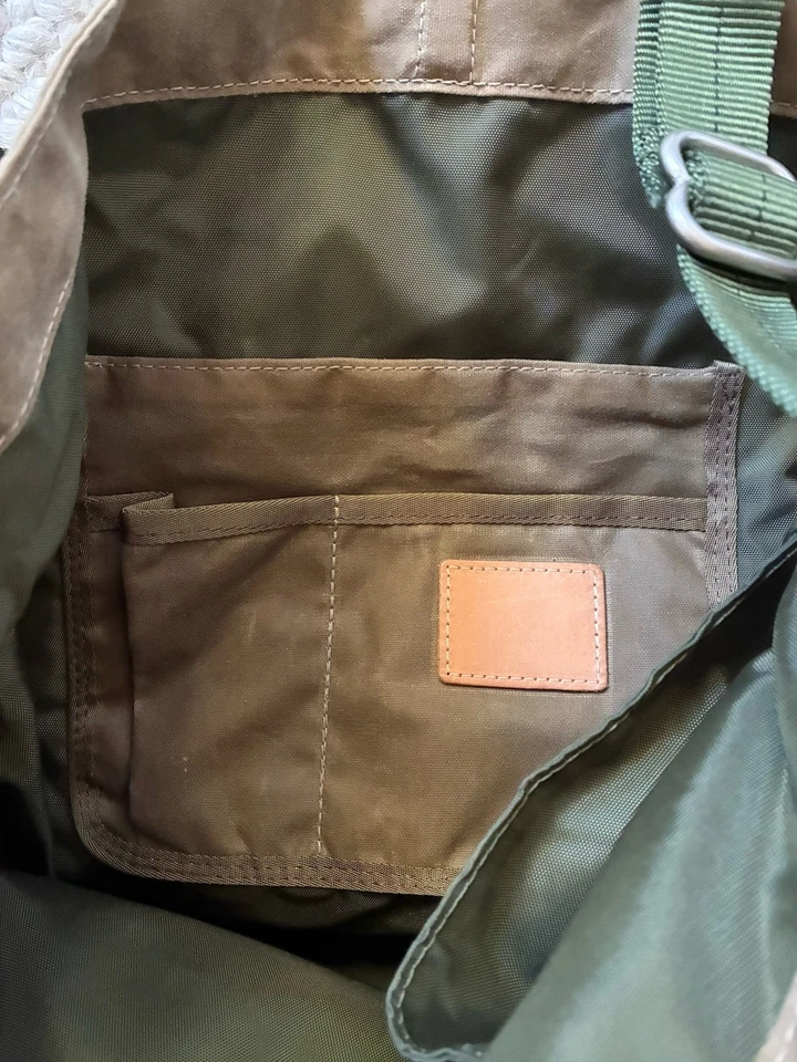 Billykirk No. Bolso de Cera 540 Edición Estándar East West Foto 3 de 4