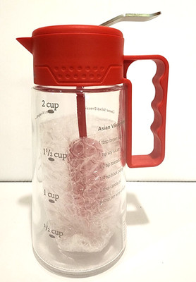 Prepology 2 cup  Salad Dressing Mixer with recipes on  bottle  NEW