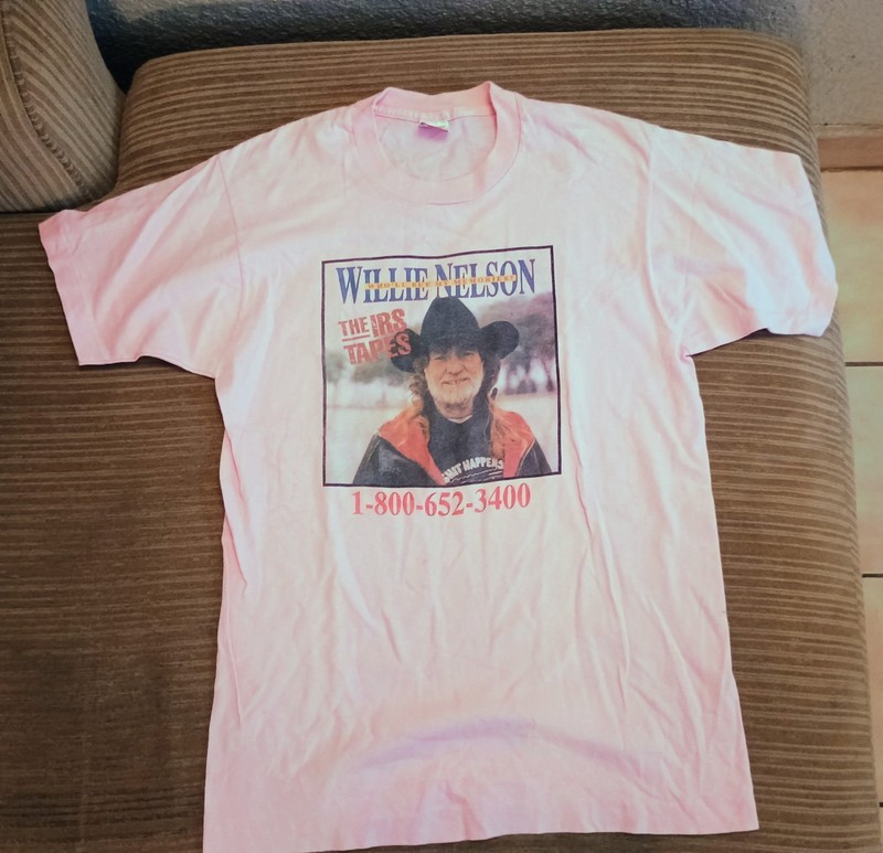 Vintage 1980s WILLIE NELSON T-Shirt Size Large Mint Condition