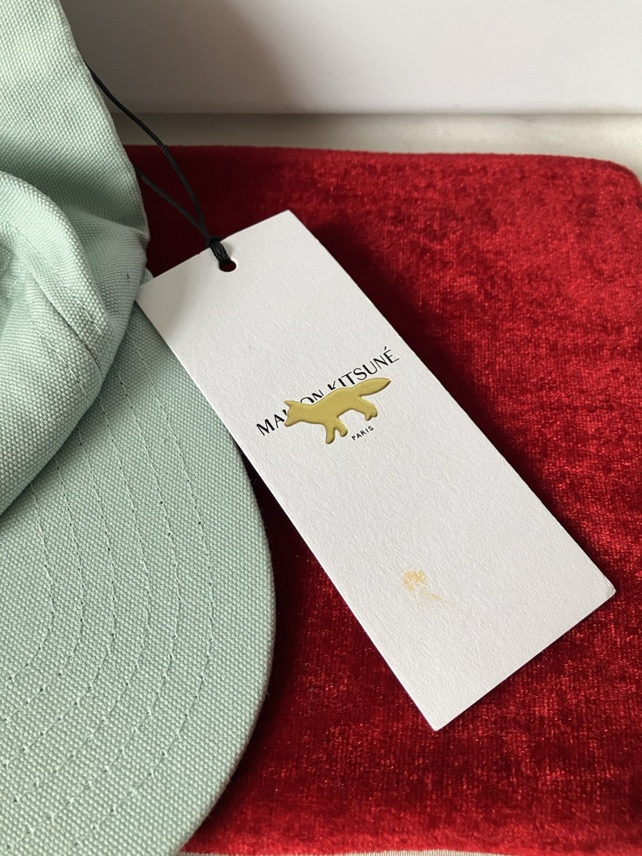 NWT Maison Kitsune Handwritten Embroiled Logo Baseball Cap 