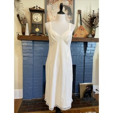 SHADOWLINE Vintage Full Slip Ivory Nylon Lace Trim Size 36 Tall M/L