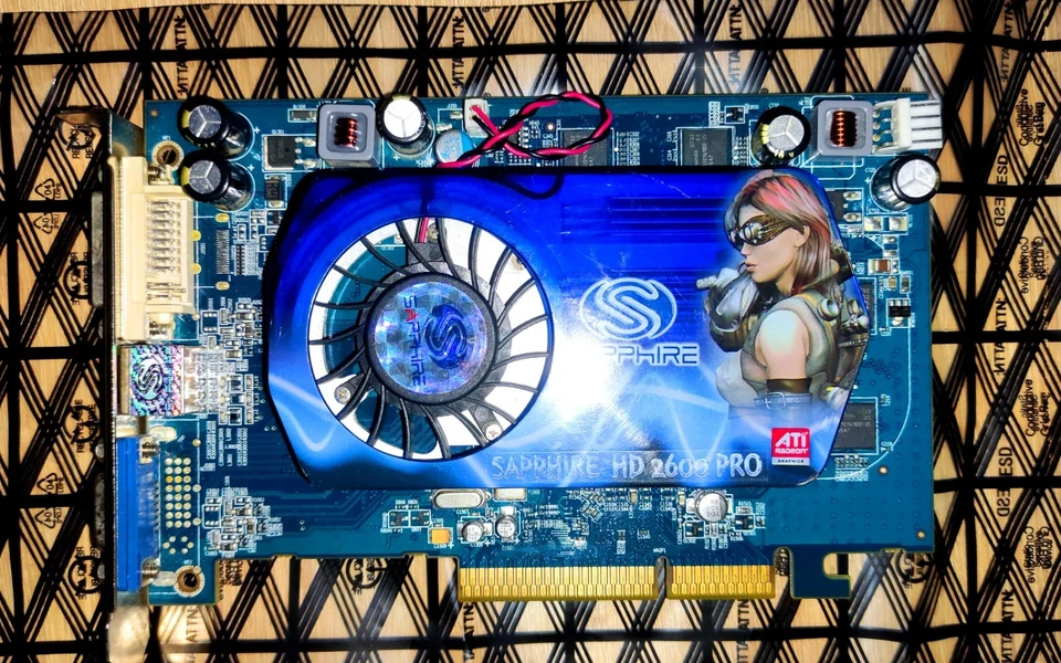 Sapphire ATI Radeon HD 2600 Pro 512MB RV630 AGP-8X DirectX 10 VideoCard - Image 2 of 4