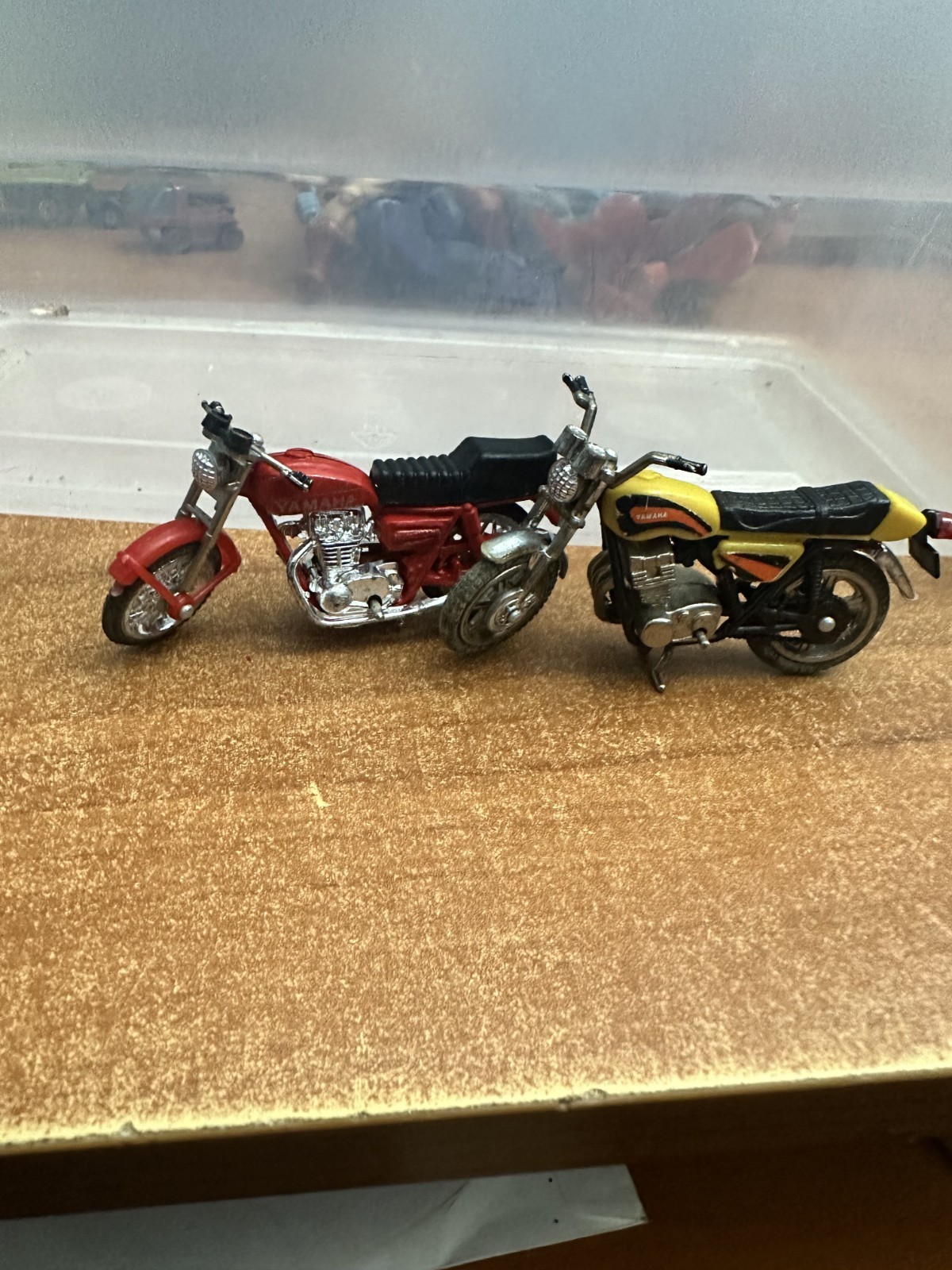 Die Cast Mini Motorcycle lot 4 inch Yamaha Red Yellow
