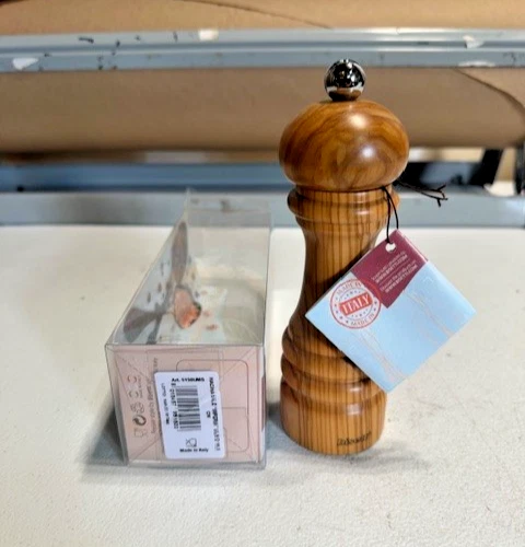 Bisetti 6.5 Inch Imperia Olive Wood Salt Mill With Adjustable Ceramic Grinder