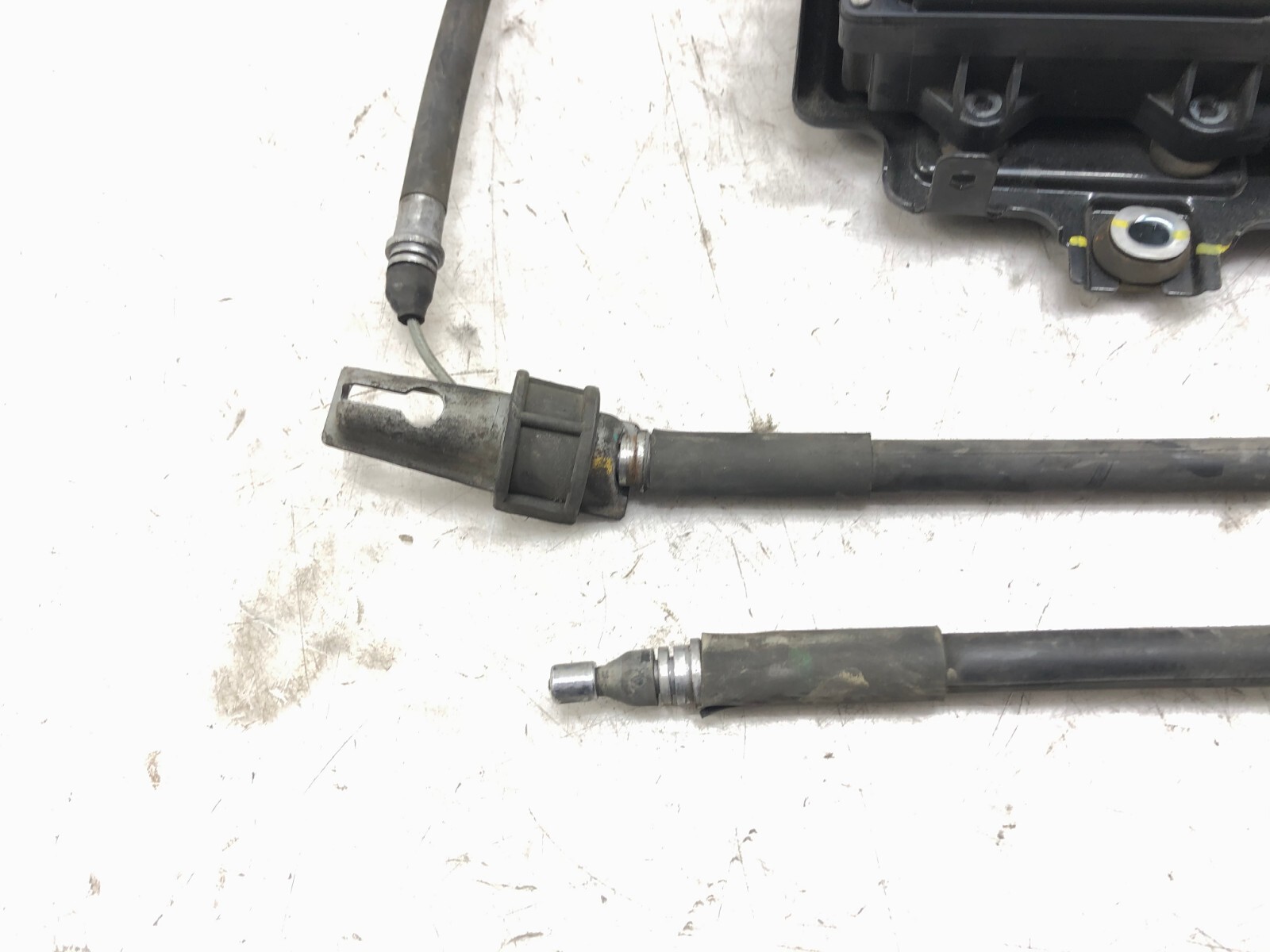 20132017 CADILLAC XTS PARKING BRAKE CONTROL MODULE OEM eBay