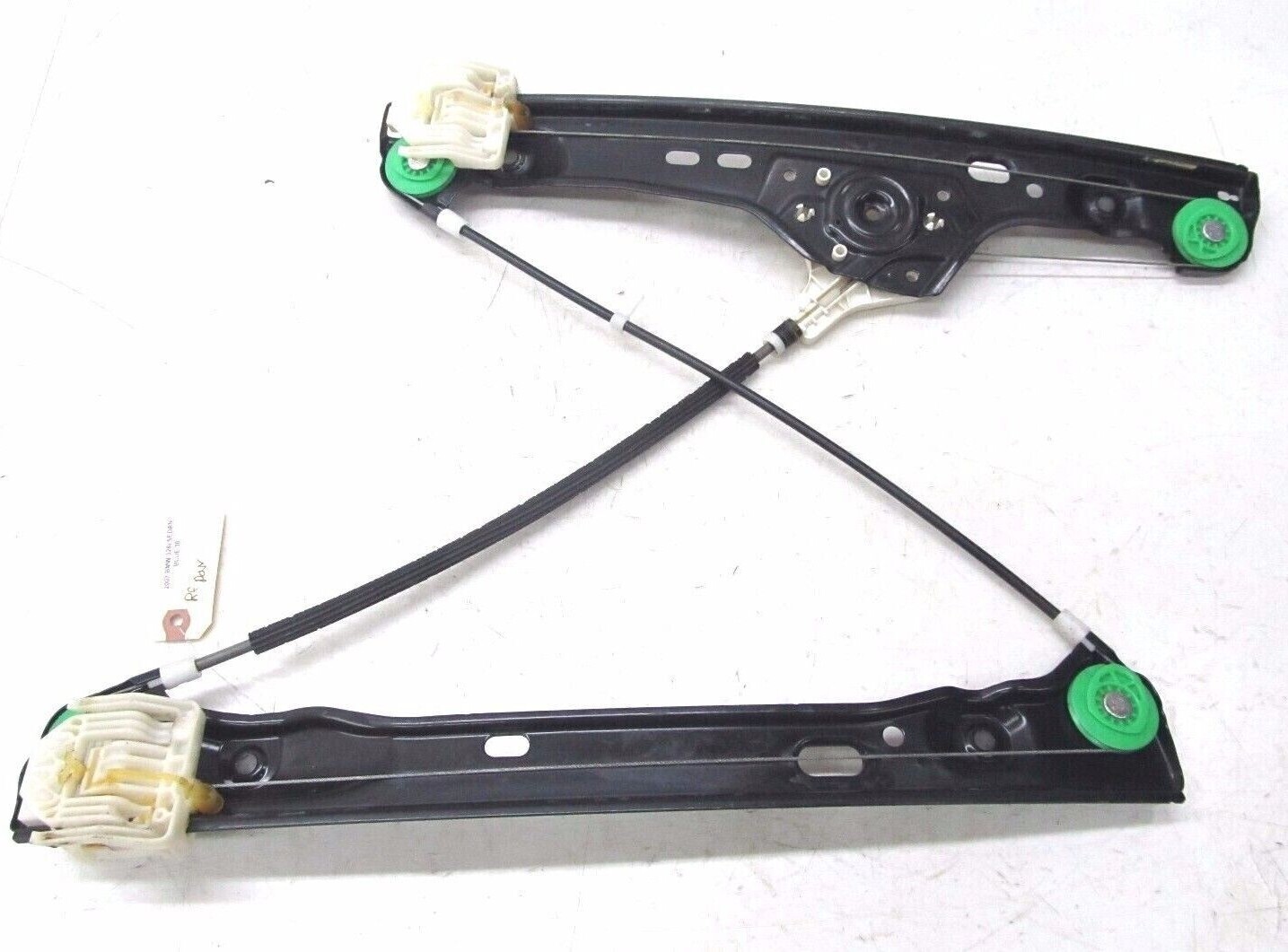 2007-2010 BMW 3 series E90 E91 OEM RIGHT FRONT PASSENGER DOOR WINDOW ...
