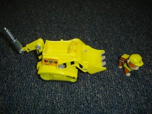 paw patrol rubble diggin bulldozer