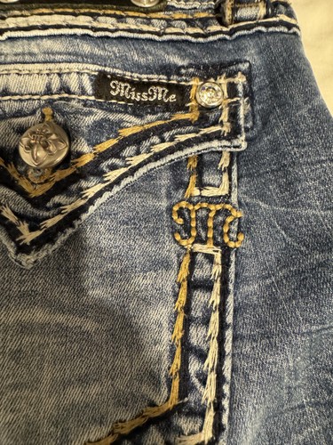 Miss Me Jeans Womens 32 Boot Cut Stretch Distressed Denim 34 Inseam - Picture 15 of 18