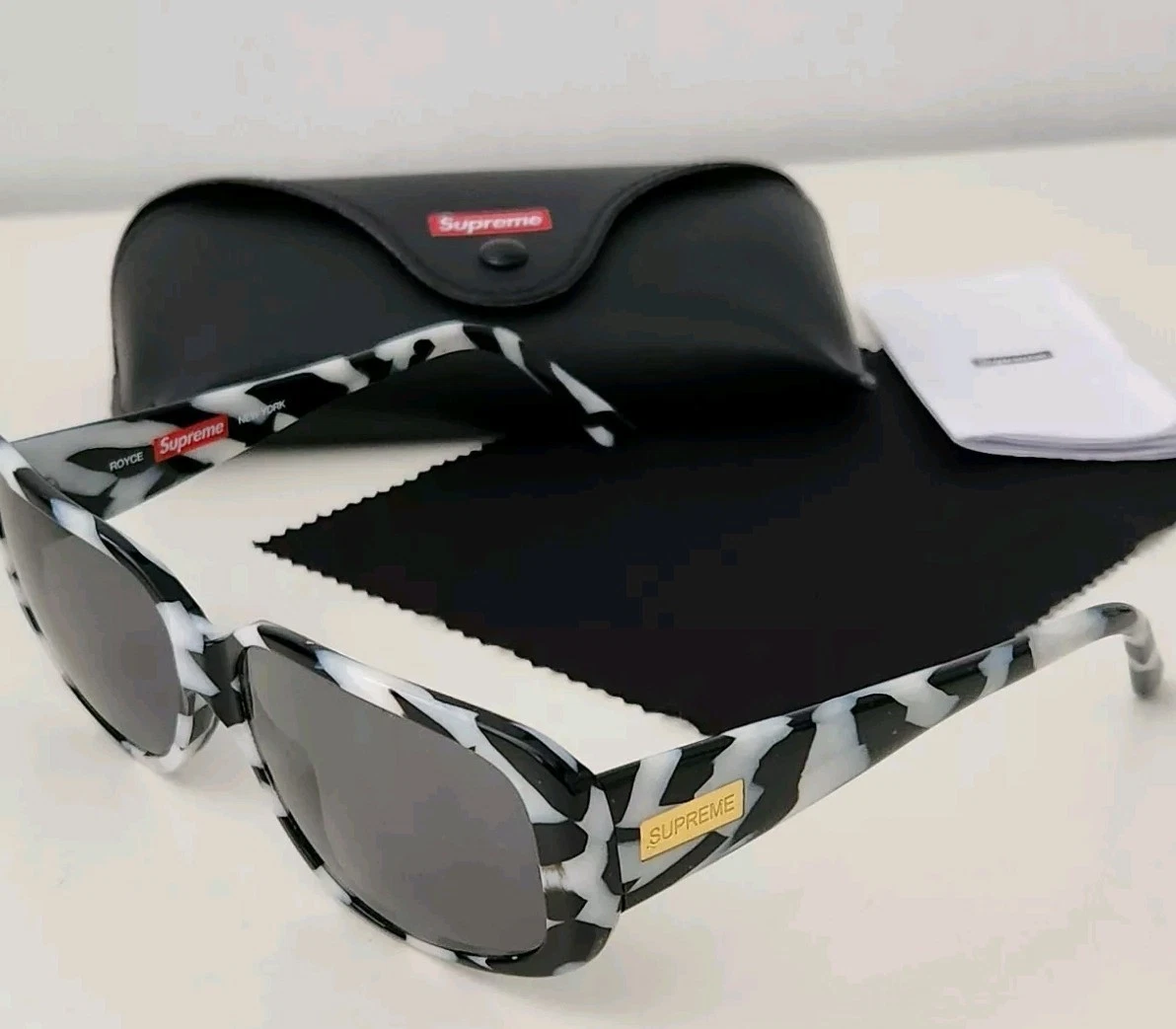 Lunettes de soleil SS20 Supreme Royce zèbre fabriquées en Italie neuves fait main