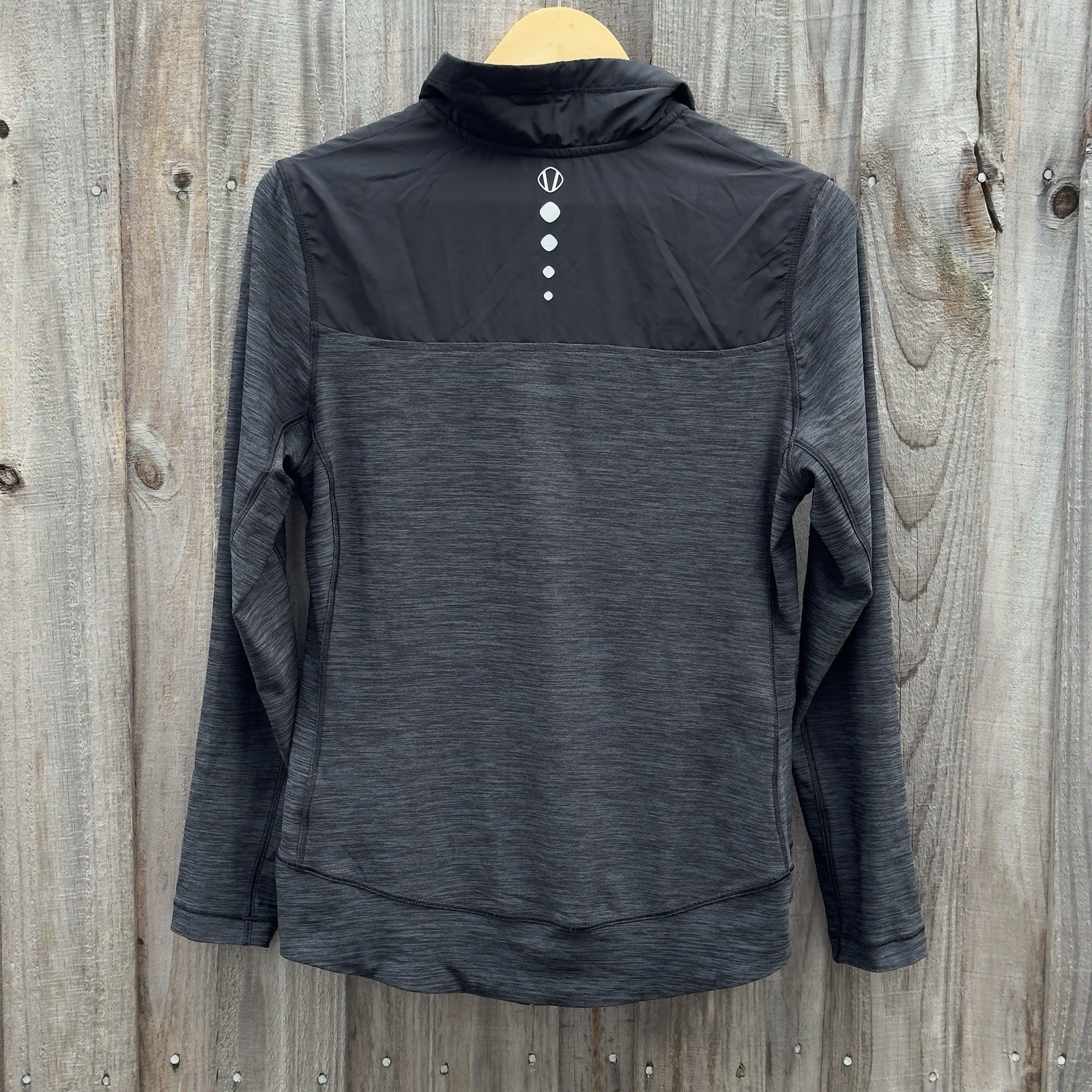 Sunice Performance 1/4 Zip Pullover Size S/P - image 4