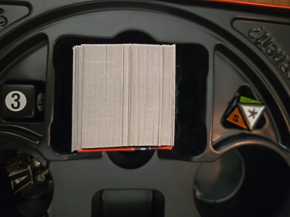 Marvel Deluxe Edition Scene It DVD Trivia Board Game - Image 2 of 4