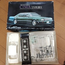 Aoshima Nissan Cima Type II S Plastic el Unassembled Gua CIMA 1/24