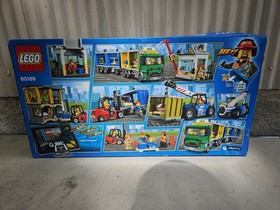 LEGO City: Cargo Terminal (60169) New Sealed Box Retired 4  Minifigs 2017 NIB