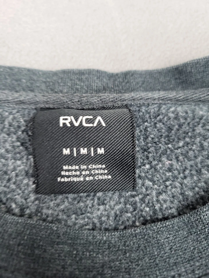 Sudadera RVCA Para Hombres Gris Medio Cuello Redondo Spellout Ligera MMA Pullover Foto 3 de 4