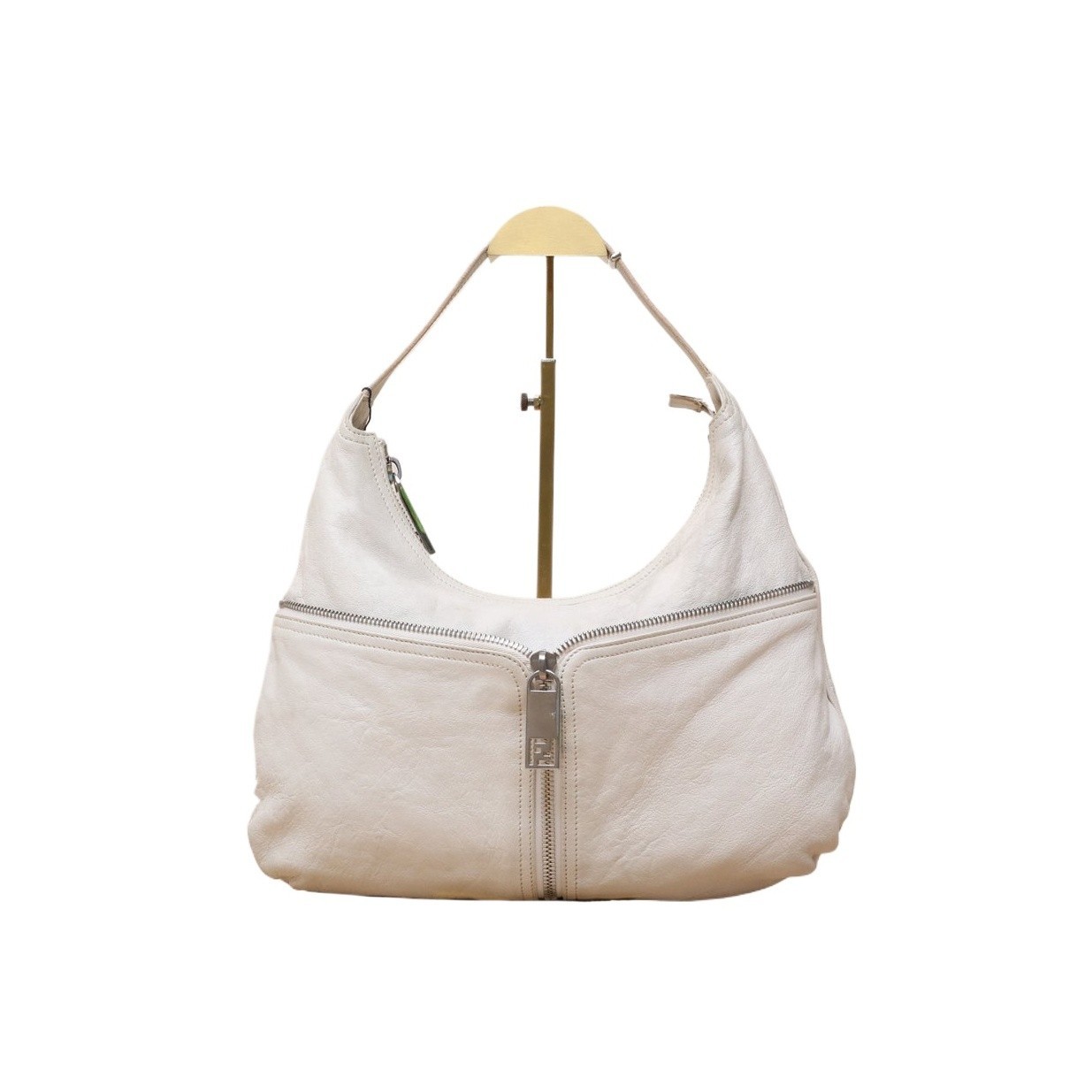 FENDI Vintage Shoulder Shoulder Bag Off-White Calfskin Shoulder Bag