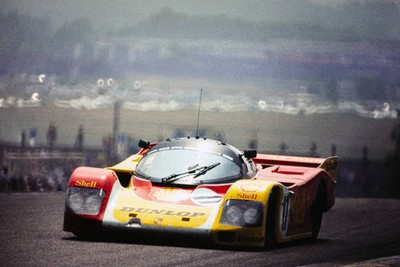 Hans Joachim Stuck Jr Klaus Ludwig Derek Bell Porsche AG Porsche 9- Old Photo 38