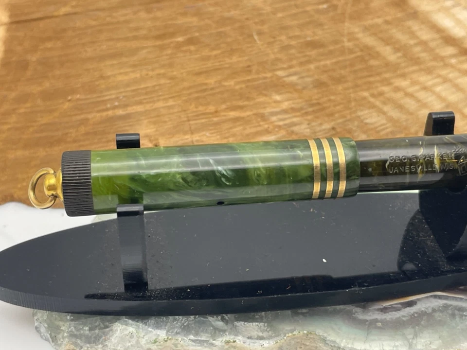 Anillo de colección Parker Lady Lucky Curve banda superior 3 en pluma estilográfica de jade--1240,24 Foto 2 de 4