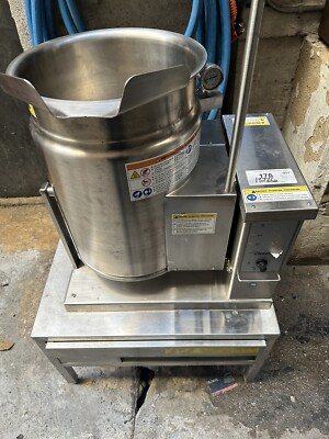 Cleveland 6 Gallon Natural Gas Steam Jacketed Tilt Tilting Kettle KGL-6-T