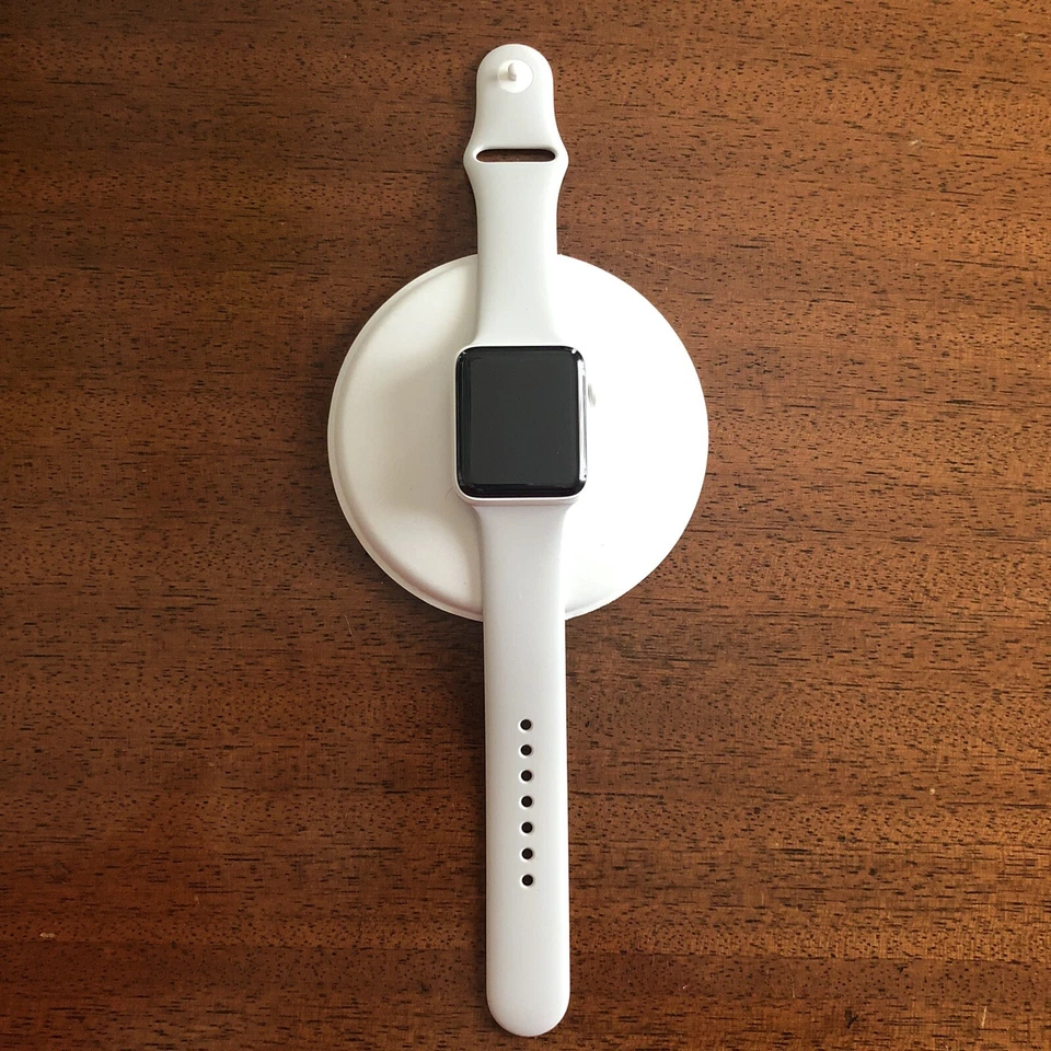 Apple Watch 42mm Series 2 Edition. White Ceramic. Used, excellent condition - Imagen 4 de 4