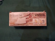 VTG Osrow Steamstress 1973 Vintage SB15 Fabric Steam Iron Original Packaging