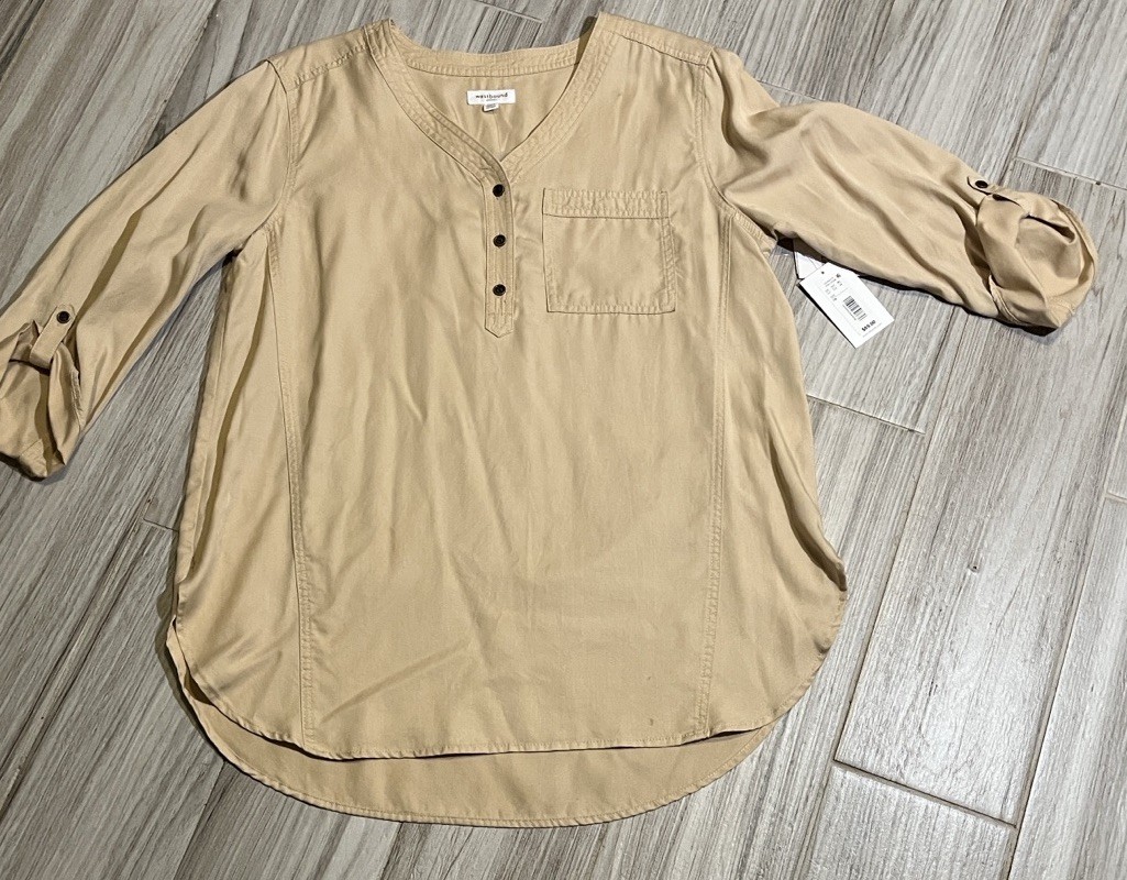 Westbound Women's Tan Blouse 3/4 Sleeve Size On