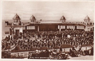 Der neue Musikpavillon, Herne Bay Vintage Postkarte   unbesendet