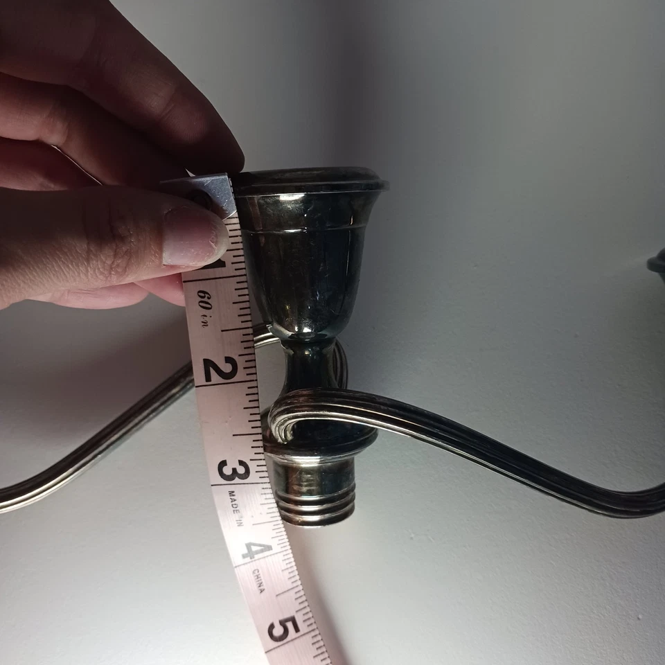 Juego de dos candelabros Pilgrim plateados sin base vintage deslustrados Foto 2 de 4