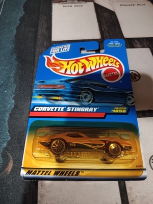 HotWheels Corvette Stingray Collector #1056 diecast Yellow and Black new sealed