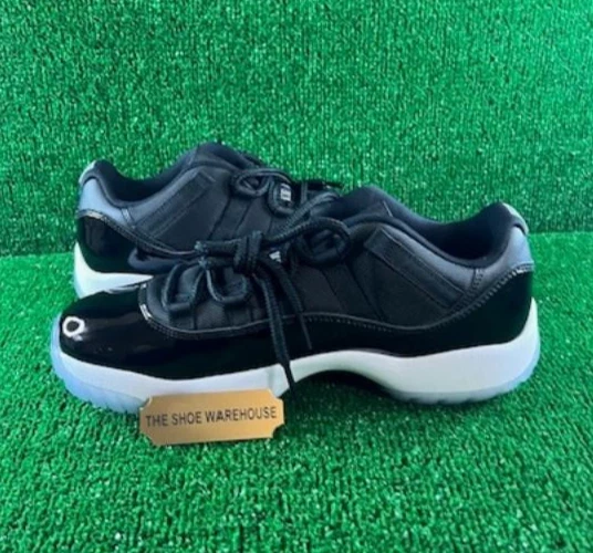 Zapatilla deportiva retro para hombre Air Jordan 11 Low Space Jam FV5104-004 talla 8 grado B Foto 2 de 4