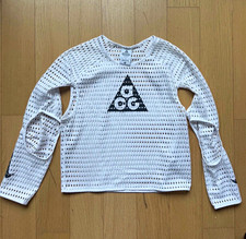 Nike Damen Langarmshirt Basic Rundhals Logo w...