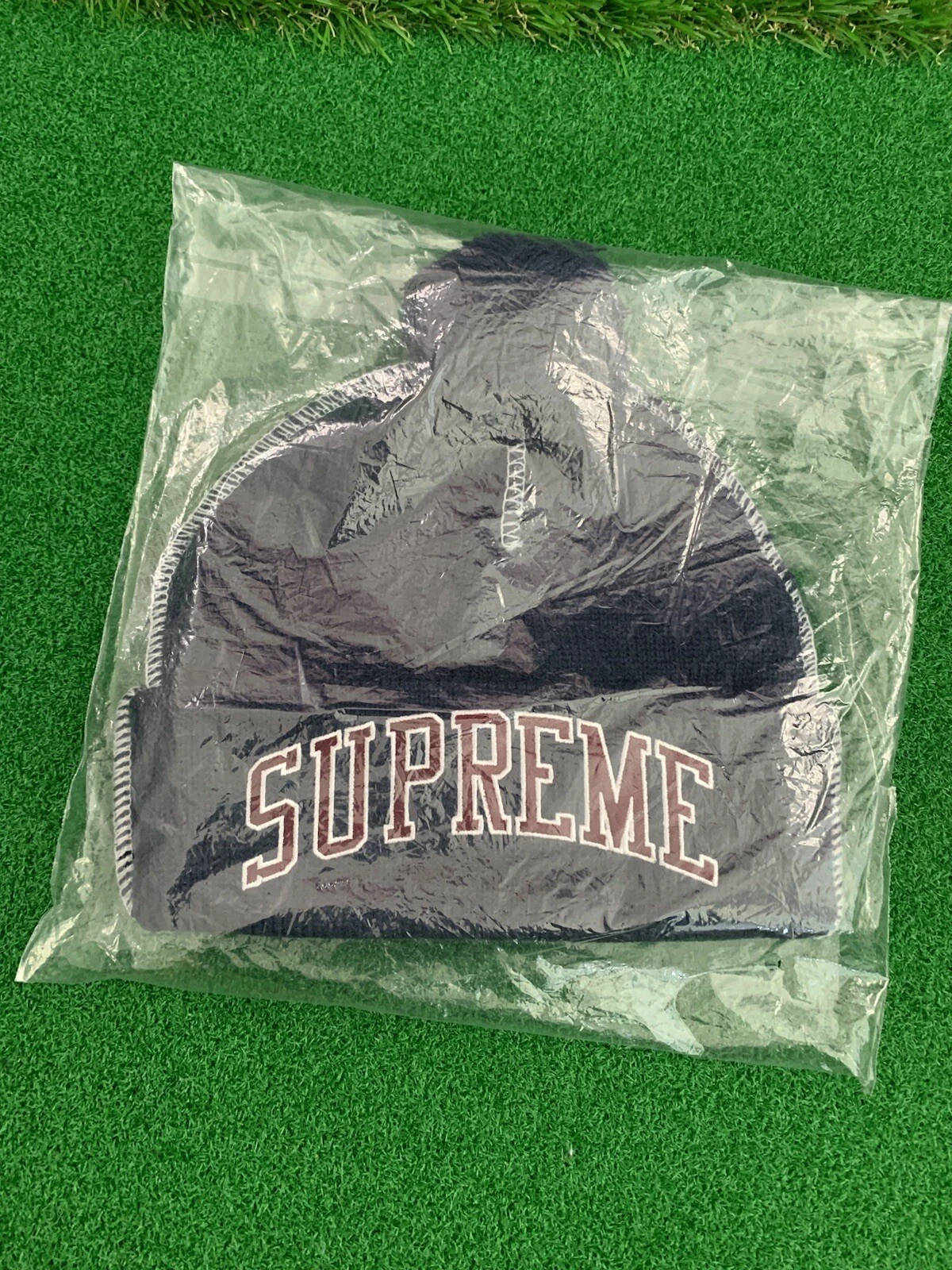 Supreme Winter Hat Contrast Stitch Beanie FW19