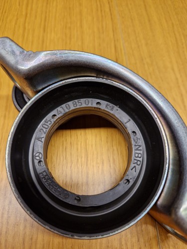 Mercedes Benz W205 Propshaft Bearing With Shaft Support - Picture 2 of 5