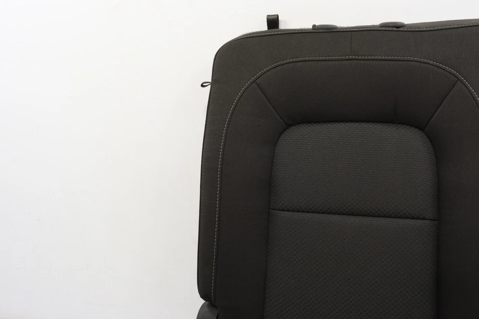 Asiento trasero Chevy Colorado 2020 23262201 23120425 84120249 84286651 23314564 Foto 2 de 4