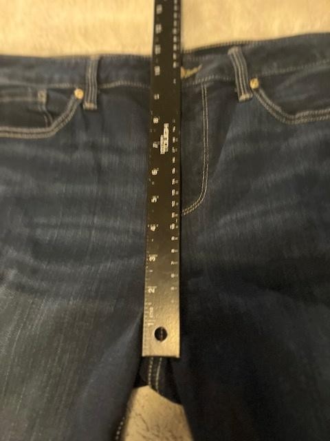 Picture 6 of 9