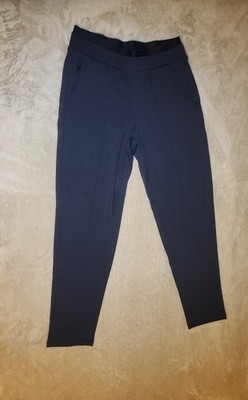 Athlete Venice Pintuck Jogger Pant Black. Size XXS