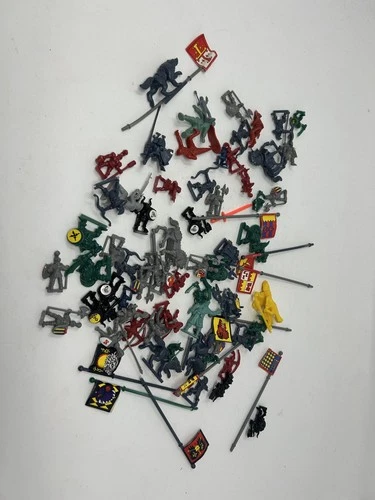 Lot Of Vintage Battle Masters Board Game Milton Bradley Replacement Parts