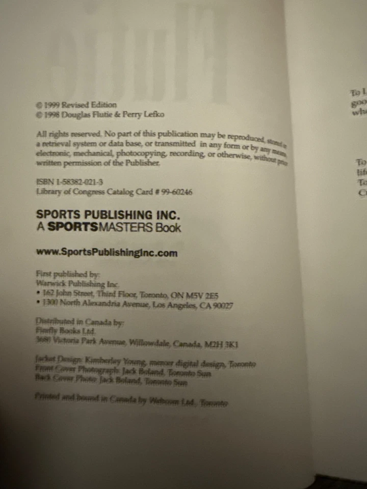 Flutie signed/autographed by Doug Flutie 7 HC book ‘99 w/ Flutie Flakes T-shirt  Foto 4 de 4