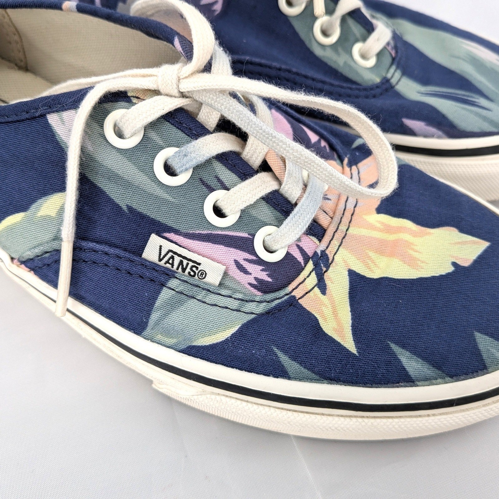 Floral Vans Lace Up Sneakers Casual Skate Shoes Womens 7 thumbnail 8