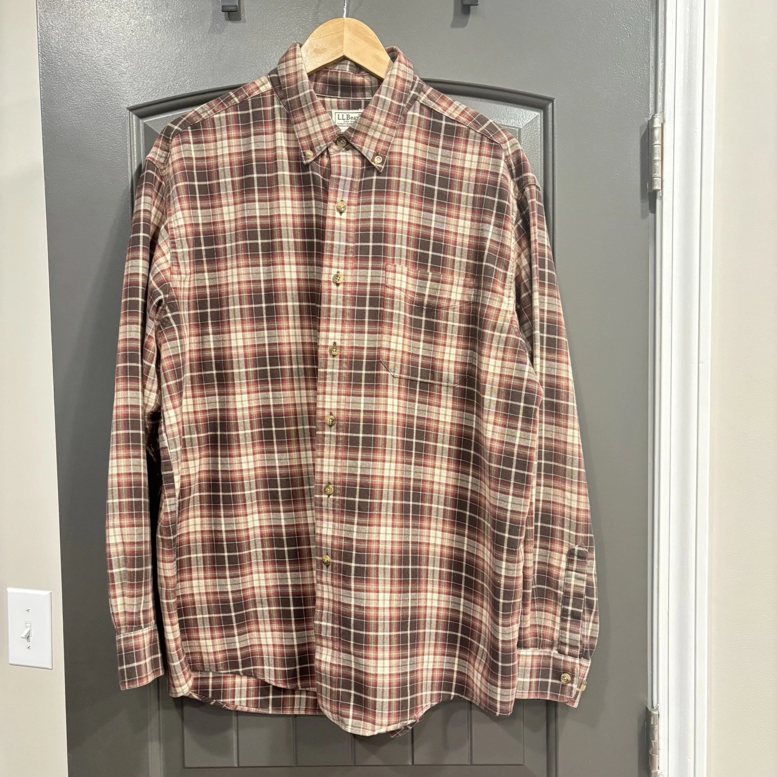 L.L. Bean Men's Long Sleeve Button-Up Flannel Shirt Size Large, Outdoor, Casual