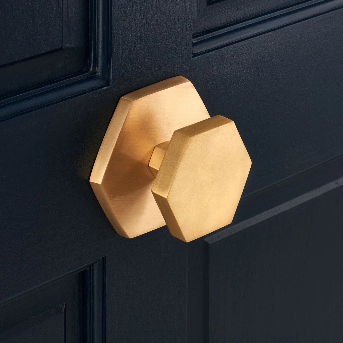 Front door knobs outlet