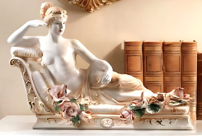 Statuina Capodimonte Statuetta Porcellana Paolina Bonaparte Borghese di Canova